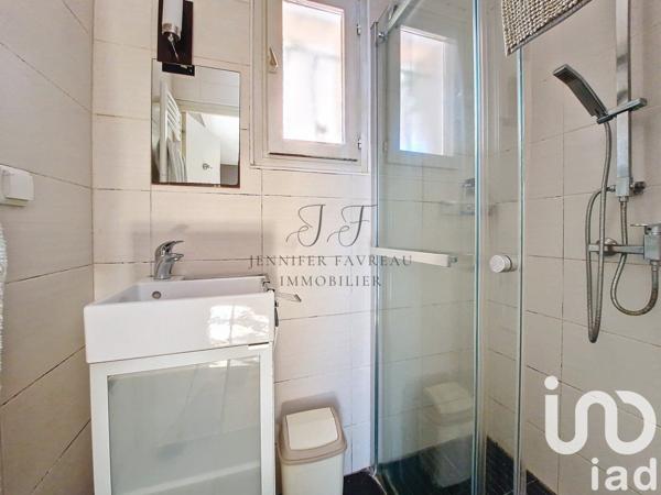 Maison 7 pièces de 189 m² à Tresses (33370)