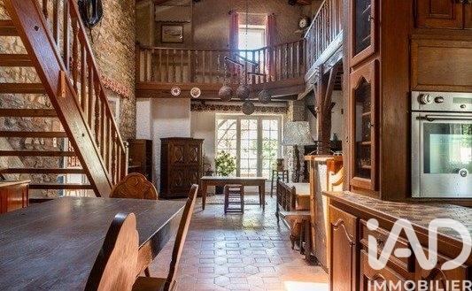 Maison à vendre 5 pièces 175,45 m² La Roche-Vineuse
