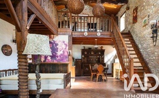 Maison à vendre 5 pièces 175,45 m² La Roche-Vineuse
