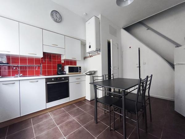 Maison meublée 2 bis 46.40 m2 + cave - Métro Porte de Douai