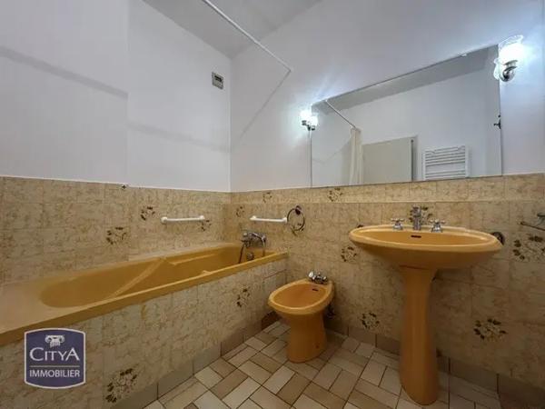 Appartement à vendre 4 pièces 108m² Blois (41000)