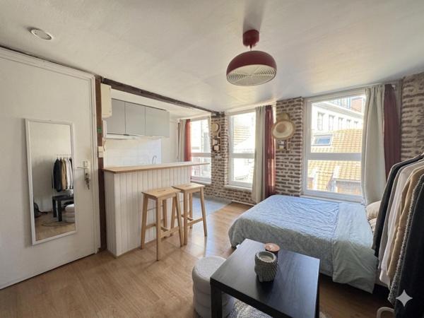 A VENDRE : T2 à LILLE • • 124 000 € FAI • Réf. 1892