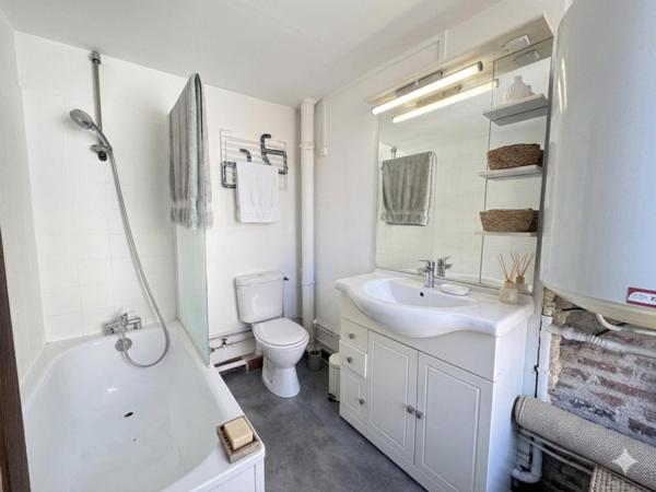 A VENDRE : T2 à LILLE • • 124 000 € FAI • Réf. 1892