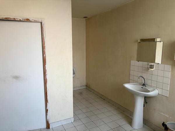Ensemble immobilier à vendre à Geay travaux à prévoir