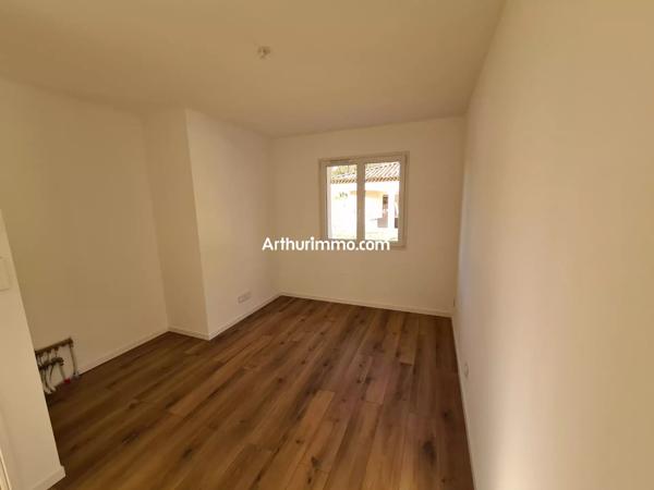 Vente                                                      Maison
                        
                     4 pièces                      102 m2                     à Draguignan