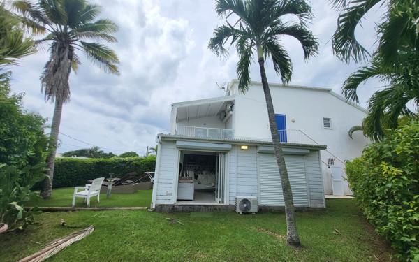 Appartement à vendre    3 pièces • 73 m2 Le Gosier