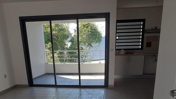 🏠 À LOUER – T3 Intermédiaire récent – Saint Denis proche Cadjee