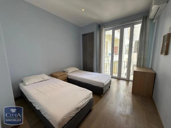 Appartement à louer 4 pièces 94.02m² Nice (06000)