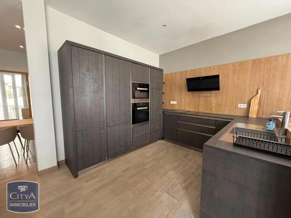 Appartement à louer 4 pièces 94.02m² Nice (06000)