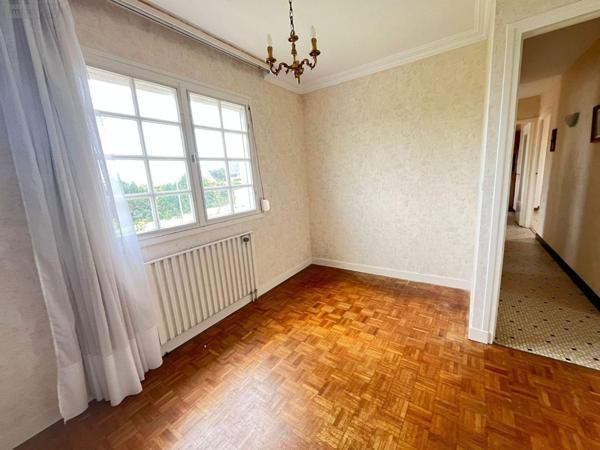 Maison individuelle à vendre à Trégueux dans les Côtes-d'Armor (22950), ref : 22147/65