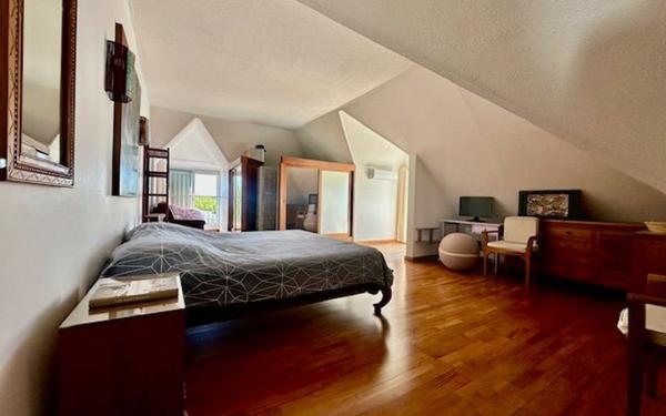 Appartement à vendre    7 pièces • 250 m2 Saint-Paul