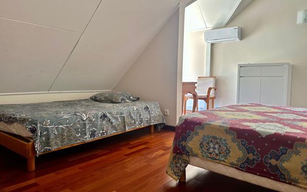 Appartement à vendre    7 pièces • 250 m2 Saint-Paul