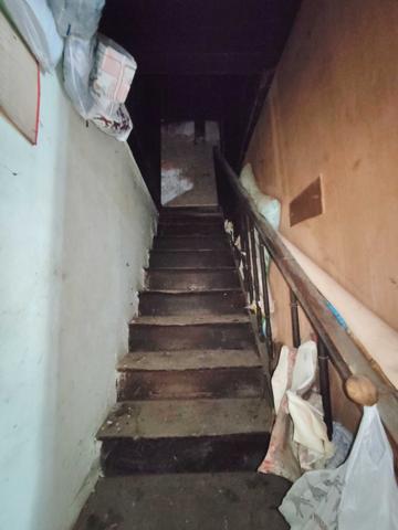 MAISON DE CAMPAGNE A RENOVER - TERRAIN ATETNANT