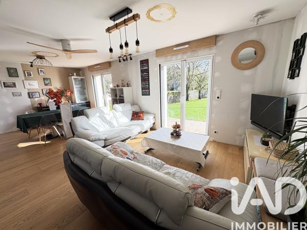 Maison à vendre 5 pièces 102 m² Vairé