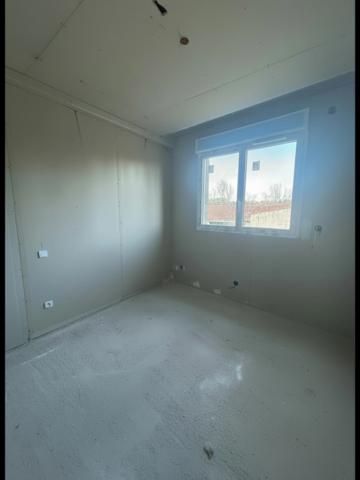 🏡 Appartement 64 m² à terminer de rénover + grande surface de 75 m² en rez-de-chaussée