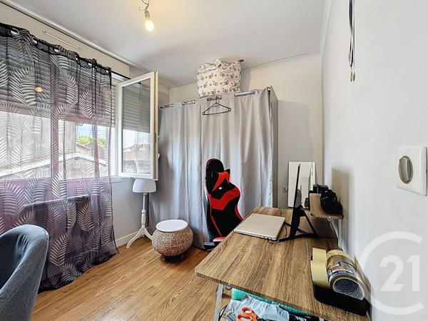 Maison à vendre  4 pièces - 76,18 m2 LA TOUR DU CRIEU - 09