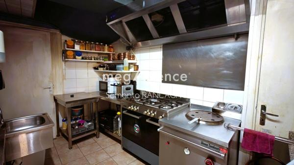 Fonds De Commerce à FREJUS, 83600 - 2 pièces 63m²