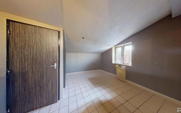 Immeuble à vendre    10 pièces • 134,42 m2 Tournus