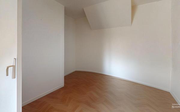 Immeuble à vendre    10 pièces • 134,42 m2 Tournus