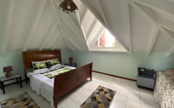 Appartement à louer    2 pièces •  Le Gosier