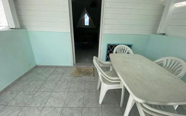 Appartement à louer    2 pièces •  Le Gosier