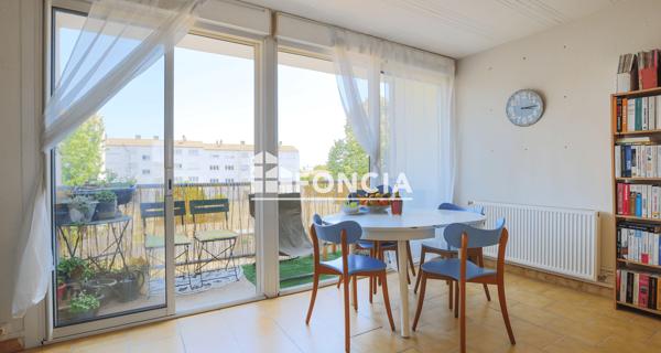 À vendre Appartement 4 pièces 66 m² - Rochefort 17300