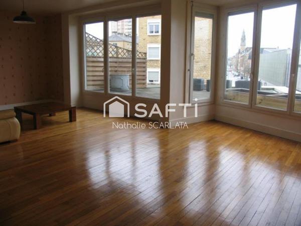 Appartement T2 de 82 m² avec terrasse