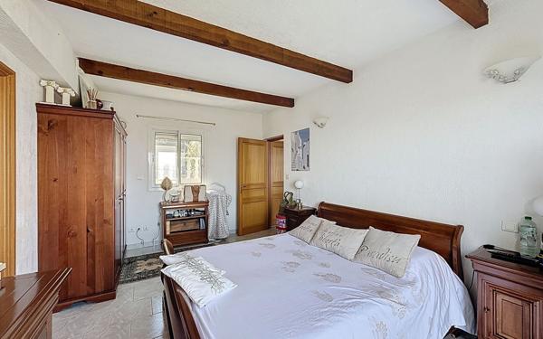 Maison à vendre    5 pièces • 179,61 m2 Calcatoggio