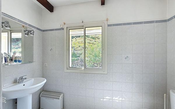 Maison à vendre    5 pièces • 179,61 m2 Calcatoggio