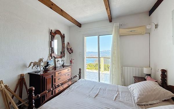 Maison à vendre    5 pièces • 179,61 m2 Calcatoggio