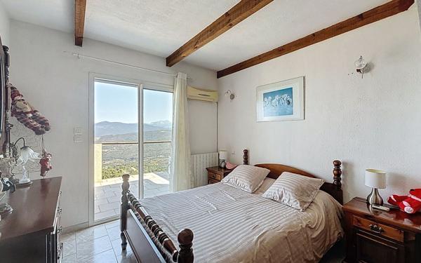 Maison à vendre    5 pièces • 179,61 m2 Calcatoggio