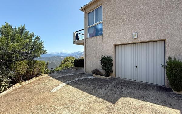 Maison à vendre    5 pièces • 179,61 m2 Calcatoggio