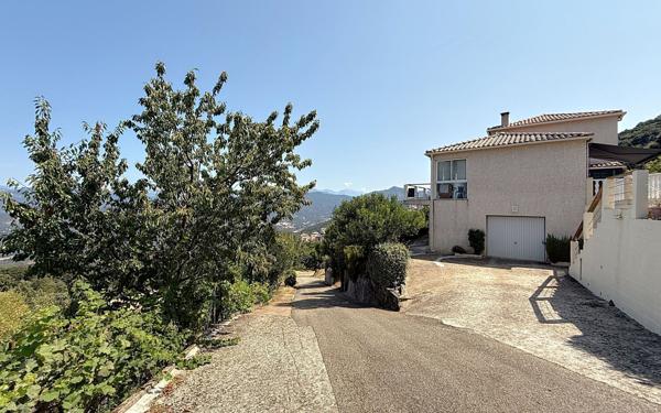 Maison à vendre    5 pièces • 179,61 m2 Calcatoggio