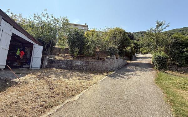 Maison à vendre    5 pièces • 179,61 m2 Calcatoggio