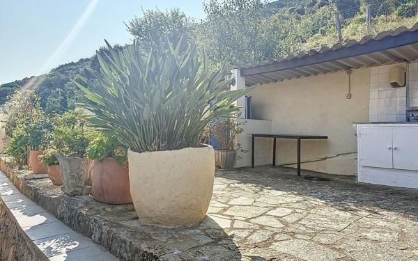 Maison à vendre    5 pièces • 179,61 m2 Calcatoggio