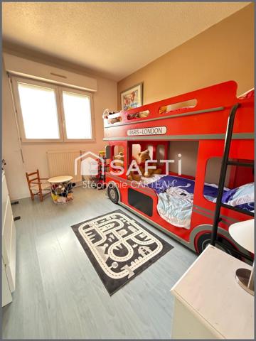 Eysines (limite Le Bouscat /Caudéran) - Maison de ville T5 - Terrain de 300 m2