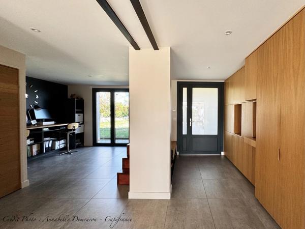 Maison à vendre 8 pièces SAINT BONNET PRES RIOM (63)