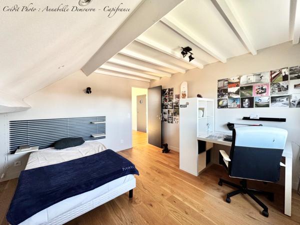 Maison à vendre 8 pièces SAINT BONNET PRES RIOM (63)