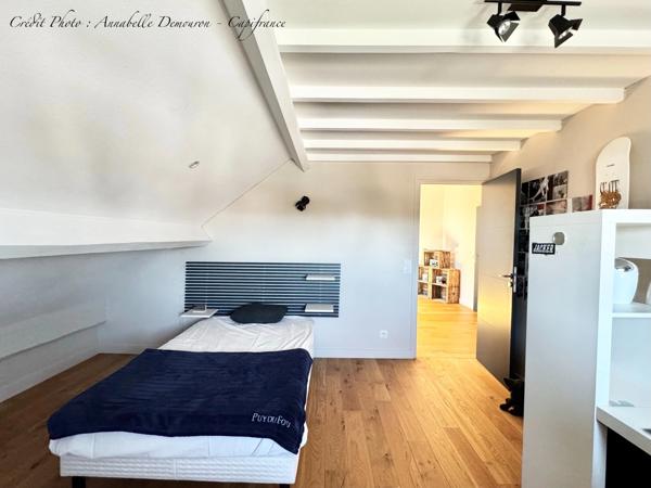 Maison à vendre 8 pièces SAINT BONNET PRES RIOM (63)