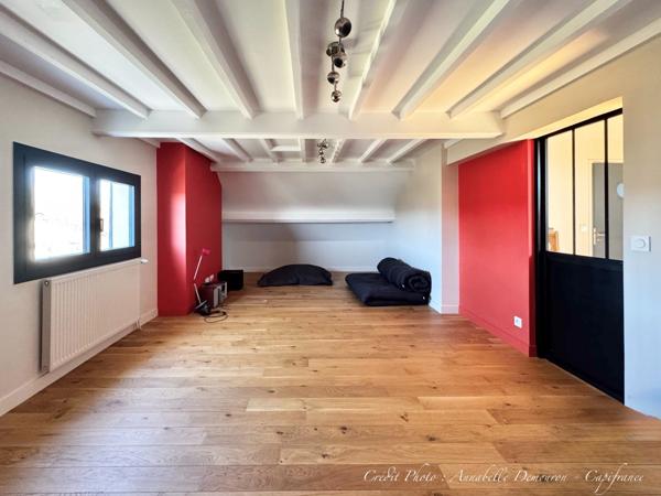 Maison à vendre 8 pièces SAINT BONNET PRES RIOM (63)