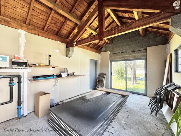 Maison à vendre 8 pièces SAINT BONNET PRES RIOM (63)