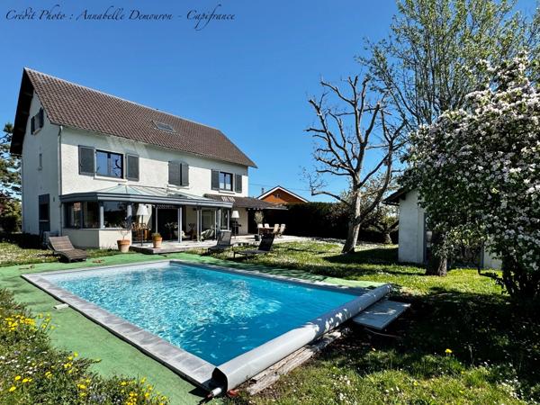Maison à vendre 8 pièces SAINT BONNET PRES RIOM (63)