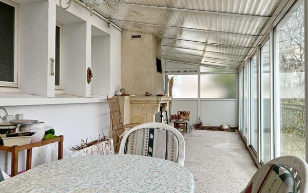 Maison à vendre    3 pièces •  Angoulême