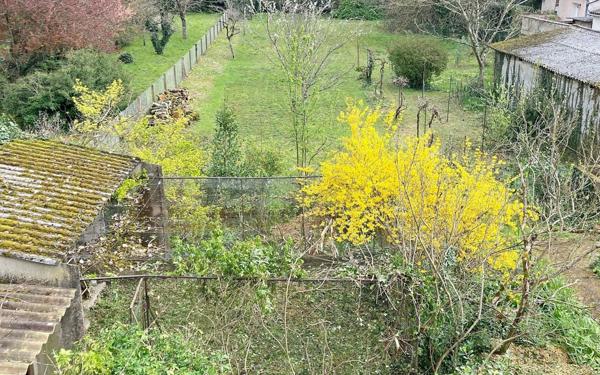 Maison à vendre    3 pièces •  Angoulême