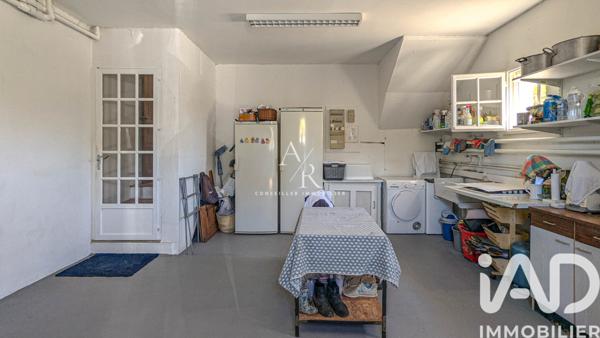 Maison à vendre 4 pièces 126 m² Arles