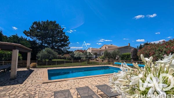 Maison à vendre 4 pièces 126 m² Arles