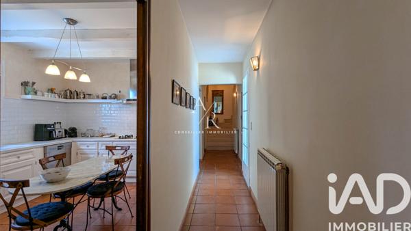Maison à vendre 4 pièces 126 m² Arles