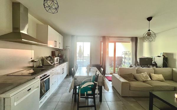 Appartement à vendre    4 pièces • 82,08 m2 Villeurbanne