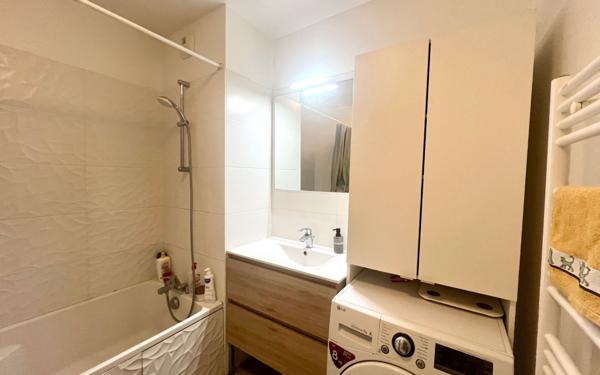 Appartement à vendre    4 pièces • 82,08 m2 Villeurbanne