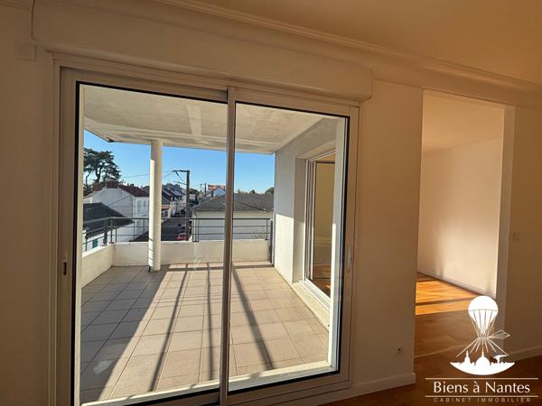 NANTES, Appartement T5 90m2, garage 30 m2 et ascenseur , Nantes NANTES, Appartement T5 90m2, garage 30 m2 et ascenseur , Nantes